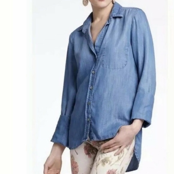 Bella Dahl Tops - Bella Dahl Original Chambray Shirt Tail Shirt